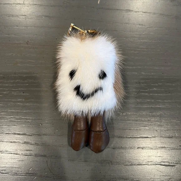 *SOLD* Toast Faux Fur White and Brown Keychain - Picture 1 of 5
